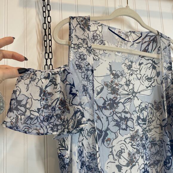 BCBGeneration Blue Floral Sheer Lightweight Cold Shoulder Kimono Top One Size - Picture 3 of 6